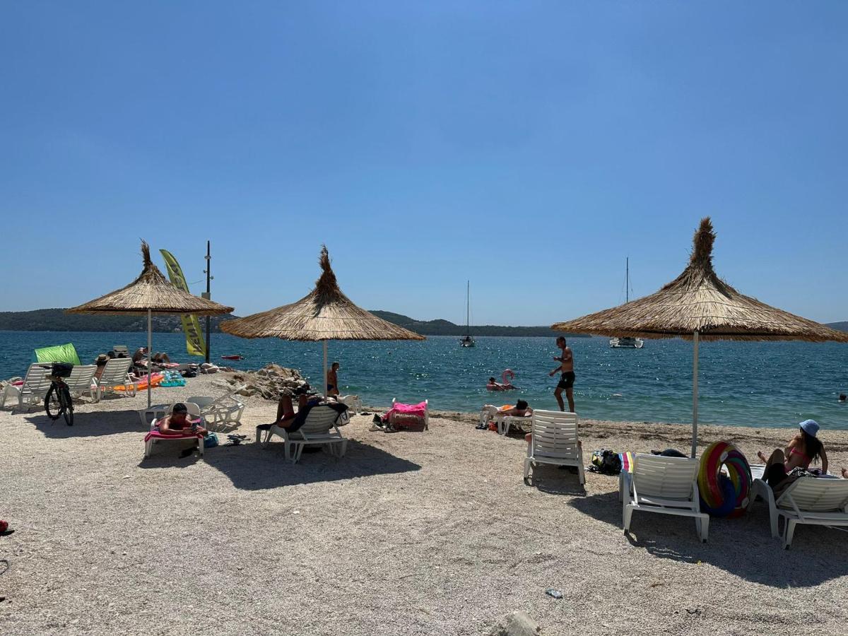 Lana * Trogir